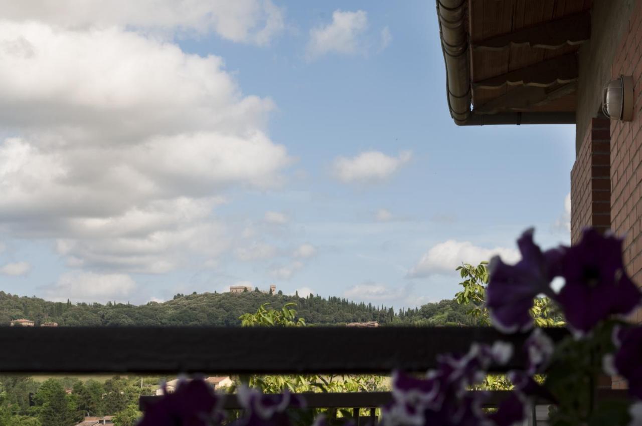 Al centro della Toscana Poggibonsi Esterno foto